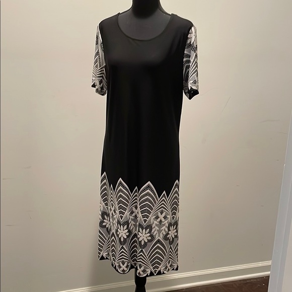 Chelsea Taylor Dress Size 10 Black White Embroidered - Picture 1 of 10
